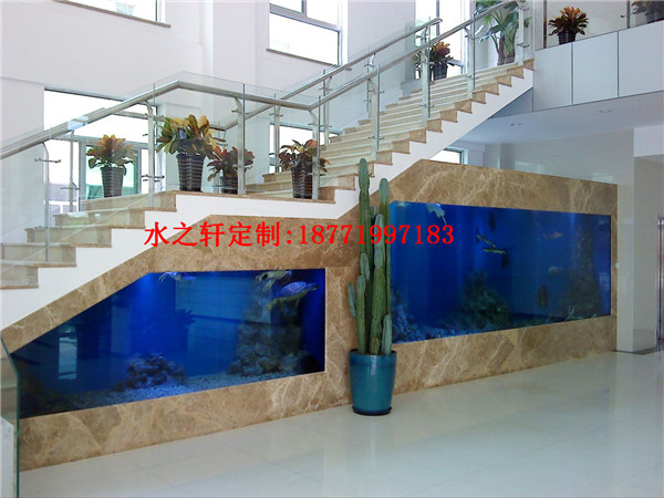 嵌入式魚缸